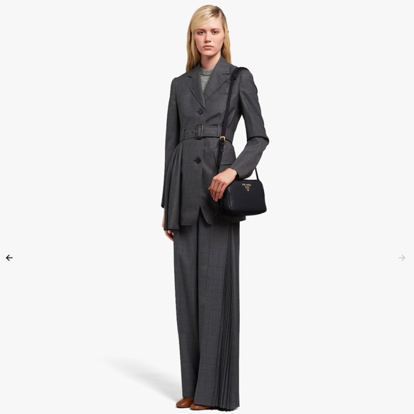 💯Authentic NEW PRADA Crossbody Bag (with Authenticity Cards& Prada Dust Bag) - Picture 9 of 10